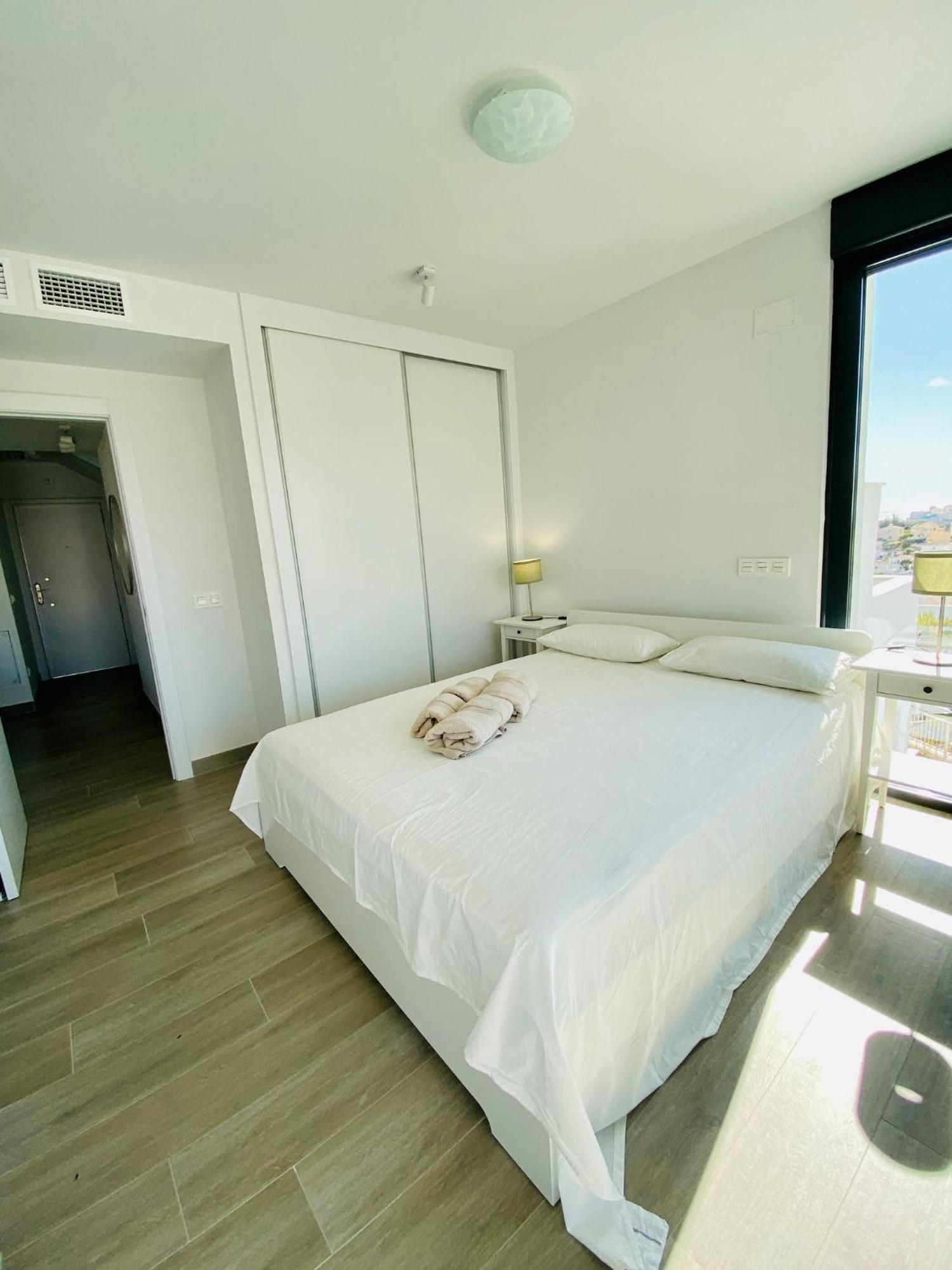 Royal Palm 22 Luxurious 3 Bedroom Penthouse Nerja Buitenkant foto