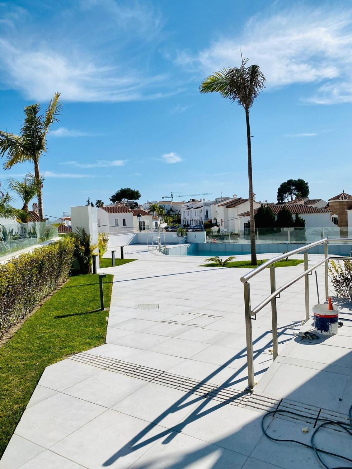 Royal Palm 22 Luxurious 3 Bedroom Penthouse Nerja Buitenkant foto